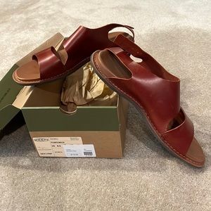 Size 8.5 Keen sandals